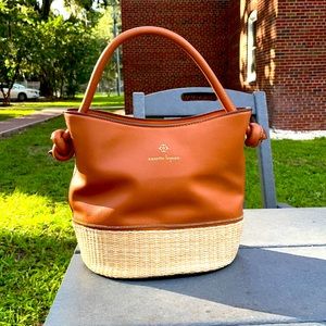 Small clutch or shoulder bag. Perfect for when you only want to carry a few item